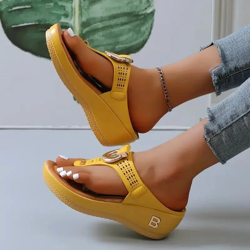 Sophie - Sandales élégantes à lanières pour femme en jaune